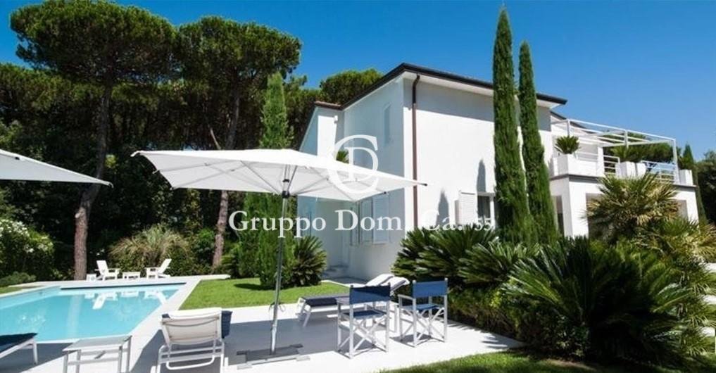 Villa in Roma Imperiale, Forte dei Marmi, Tuscany 2 - 14098372