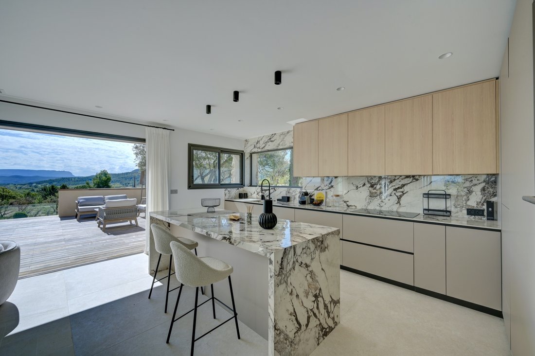 House in Le Tholonet, Provence-Alpes-Côte d'Azur, France 3 - 14097982