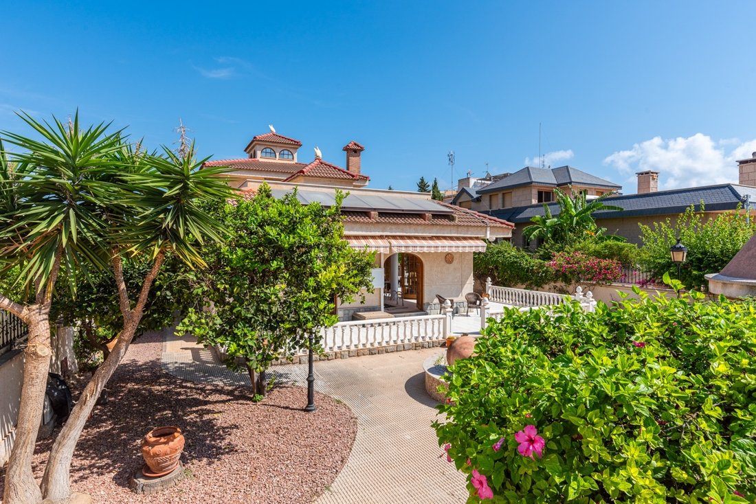 Villa a Torrevieja, Comunità Valenzana, Spagna 5 - 14099222