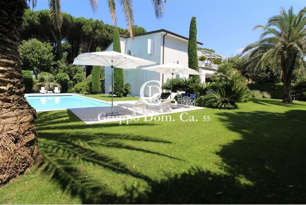 Villa in Roma Imperiale, Forte dei Marmi, Tuscany 1 - 14098372