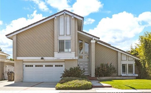 House in Fountain Valley, California, United States 1