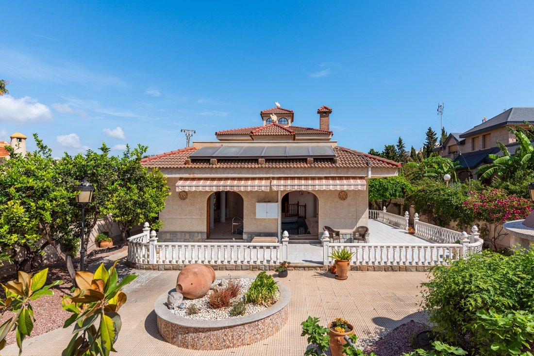 Villa a Torrevieja, Comunità Valenzana, Spagna 3 - 14099222