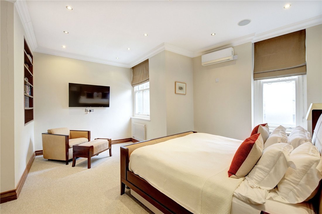 Apartment in Brompton, Kensington And Chelsea, England 4 - 14098244