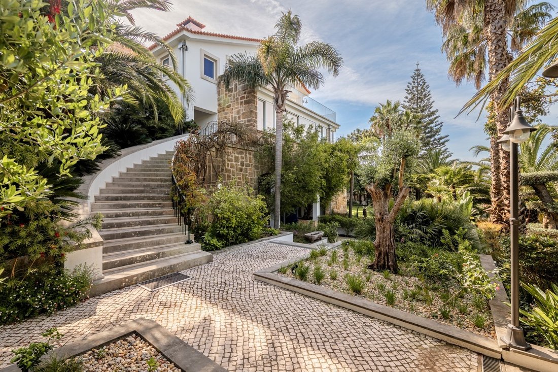 Villa in Cascais e Estoril, Lisbon, Portugal 1 - 14097125