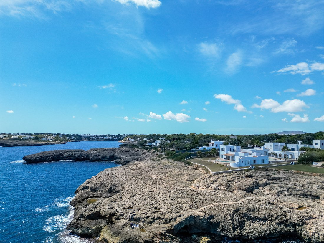 Villa in Cala d'Or, Santanyi, Balearic Islands 3 - 12422160