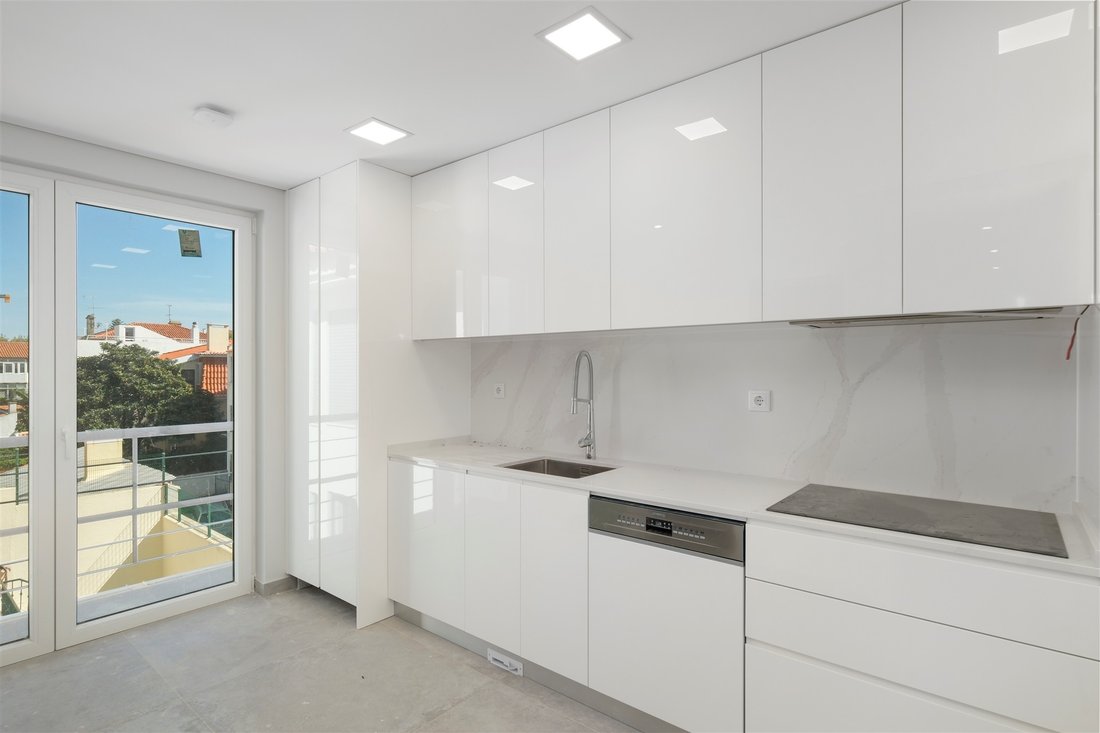 Apartment in Carcavelos e Parede, Lisbon, Portugal 2 - 14095961