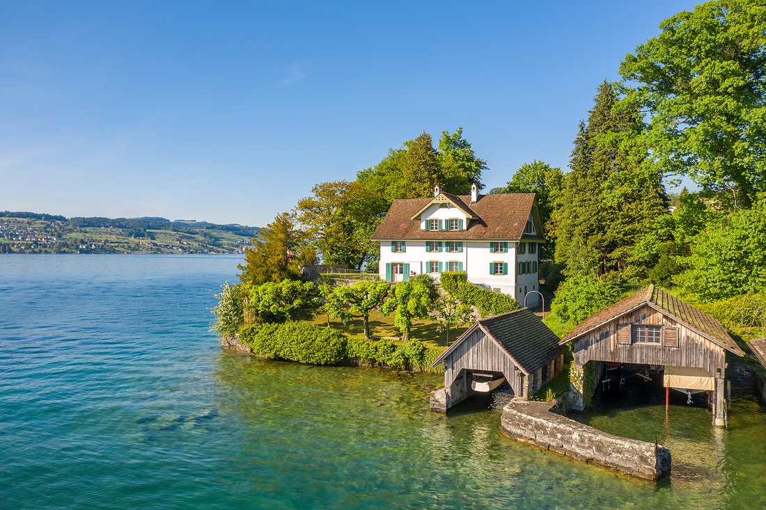 Refugium "Zinnenegg" Am Vierwaldstättersee In Weggis, Lucerne