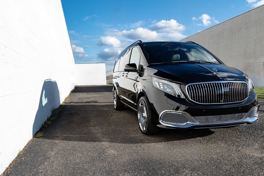 Limousine in San Diego, California, United States 4 - 14080380