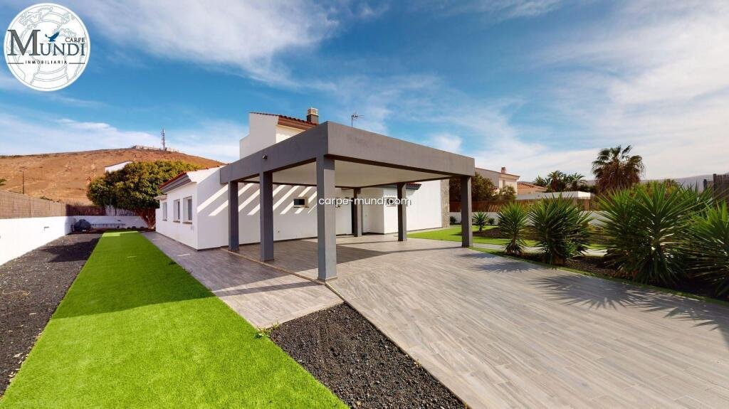 House in La Oliva, Canary Islands, Spain 2 - 14102578
