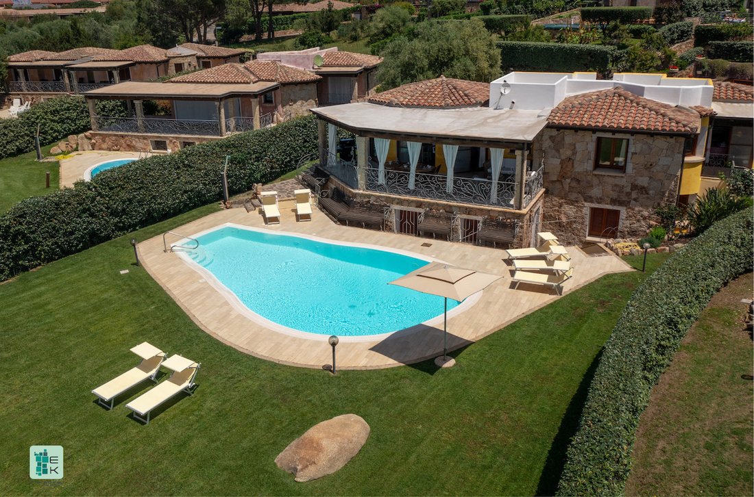 Villa in San Teodoro, Sardinia, Italy 3 - 14100576