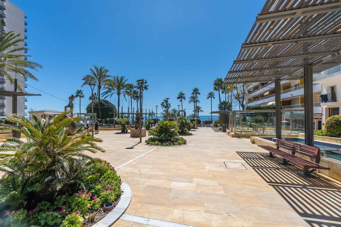Apartment in Marbella, Andalusia, Spain 2 - 14103633