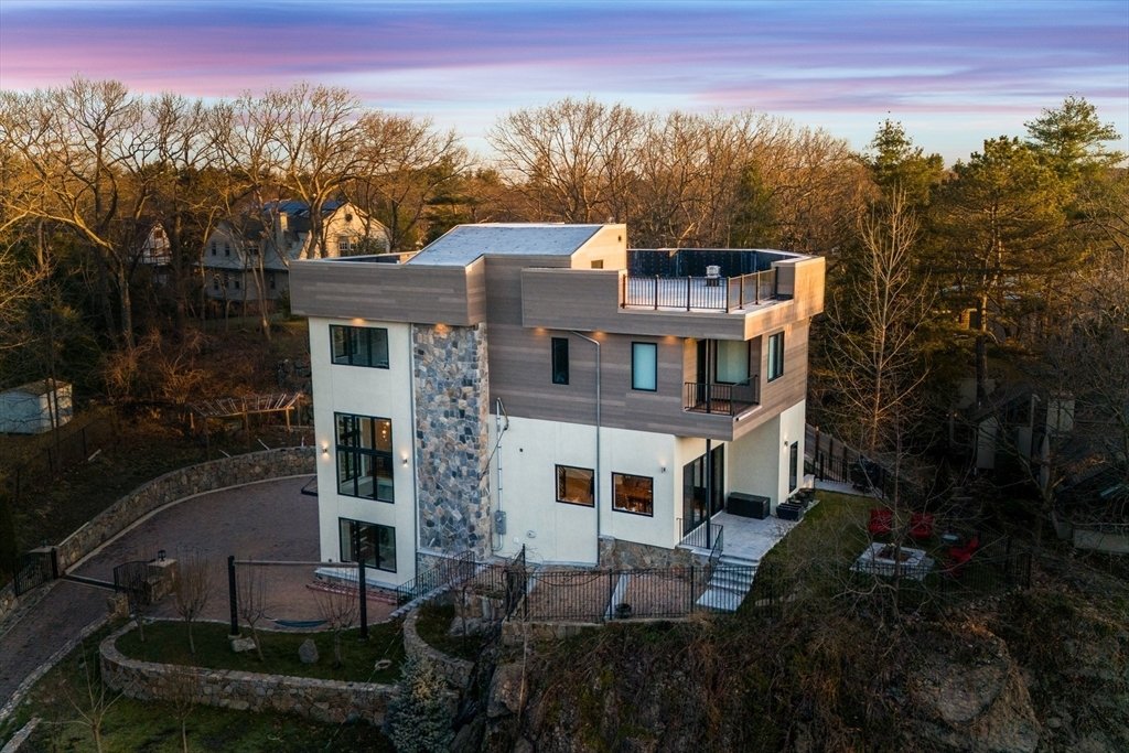 House in Brookline, Massachusetts, United States 2 - 14101194