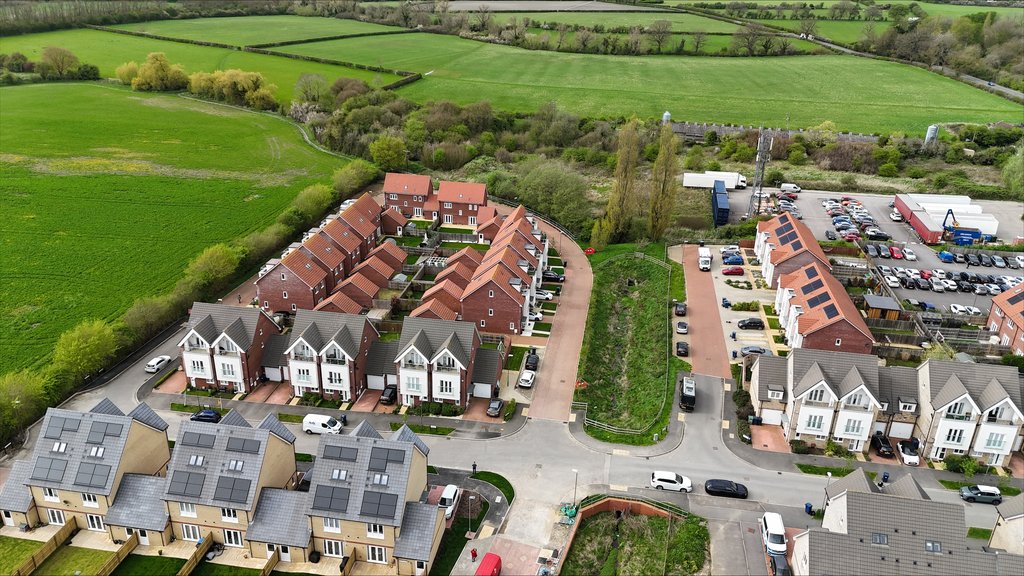 To Leo Crescent, A In Princes Risborough, England, United