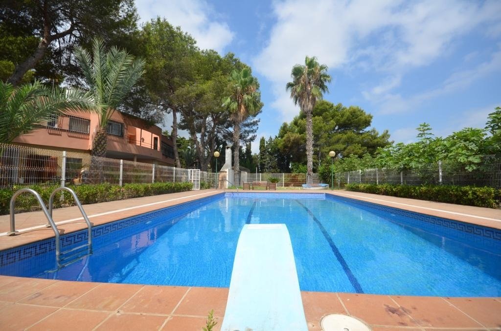 Chalet in Torrevieja, Valencian Community, Spain 2 - 11228816
