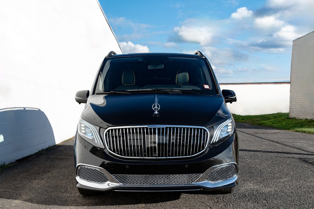 Limousine in San Diego, California, United States 3 - 14080380