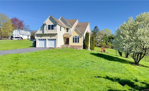 House in Marlboro, New York, United States 1