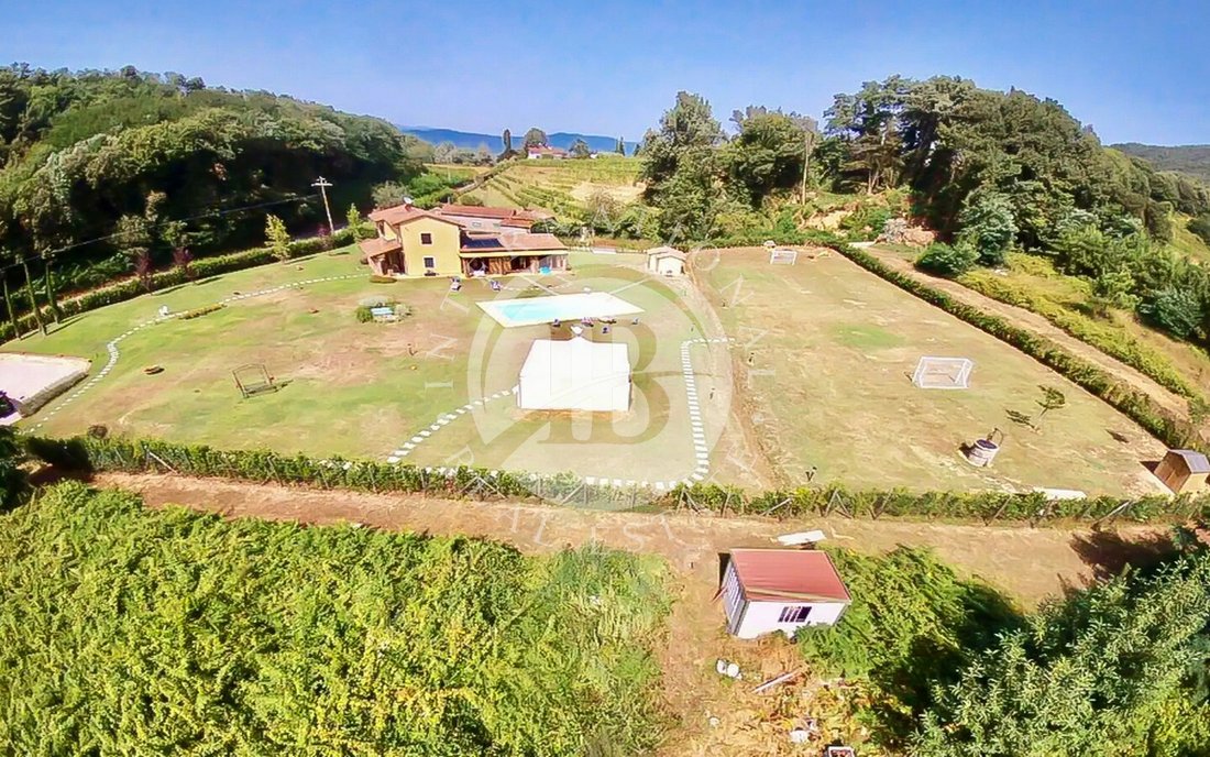 Villa in Historic Center, Lucca, Tuscany 4 - 14105024