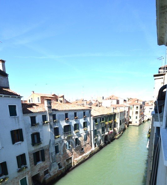 Apartment in Dorsoduro, Venice, Italy 1 - 14105042