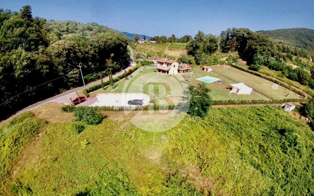 Villa in Historic Center, Lucca, Tuscany 2 - 14105024
