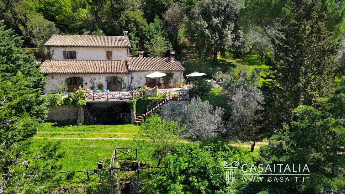 Country House in Massa Martana, Umbria, Italy 2 - 14105223