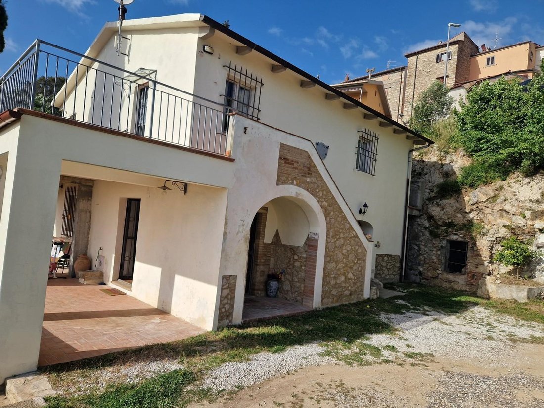 Villa in Rosignano Marittimo, Tuscany, Italy 1 - 14107439