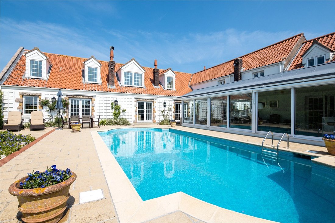 House in England 2 - 14108195