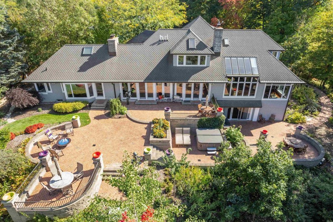 House in Harrison, Wisconsin, United States 1 - 14112638