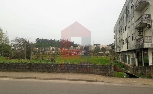 Land in Valbom (Sao Pedro), Passo e Valbom (Sao Martinho), Braga, Portugal 1