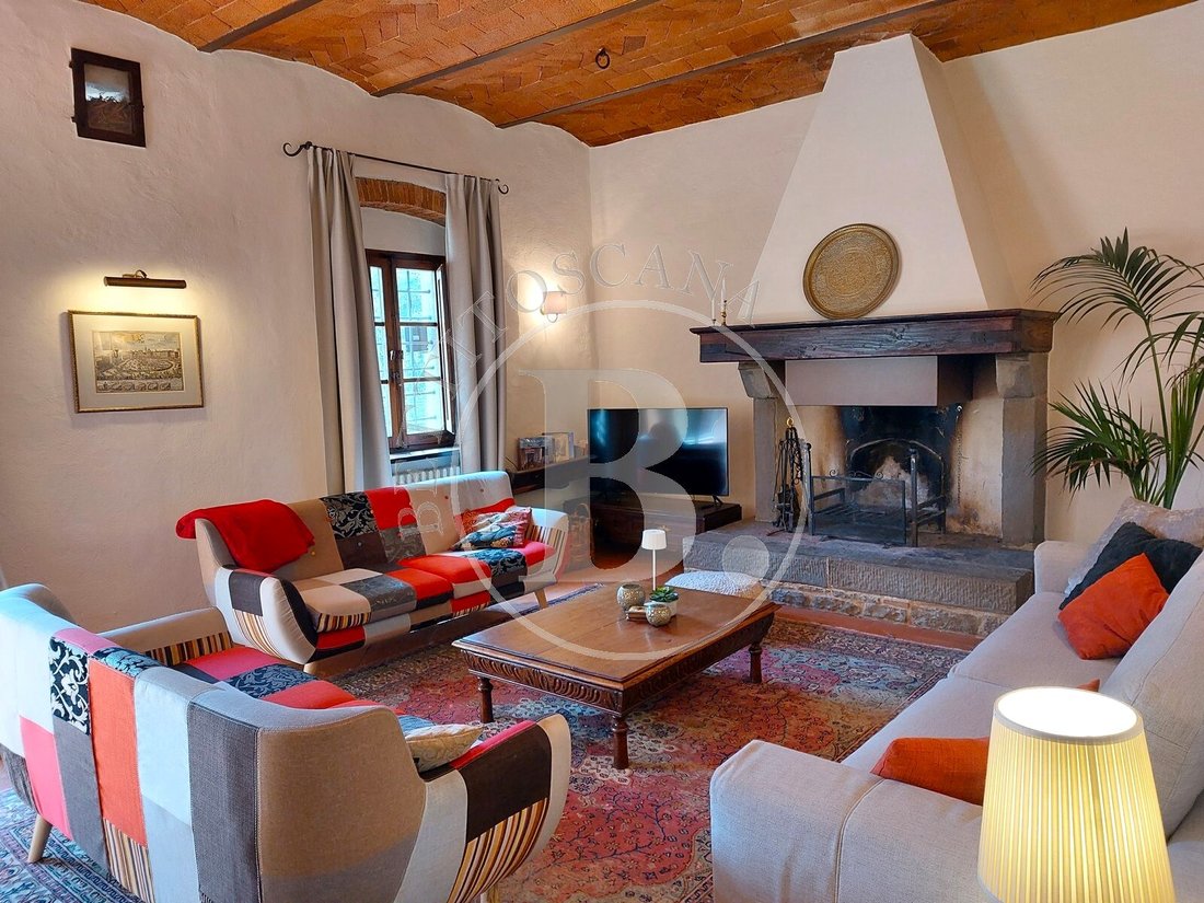 Elegant Villa In The Heart Of Tuscany With In Gaiole In Chianti ...