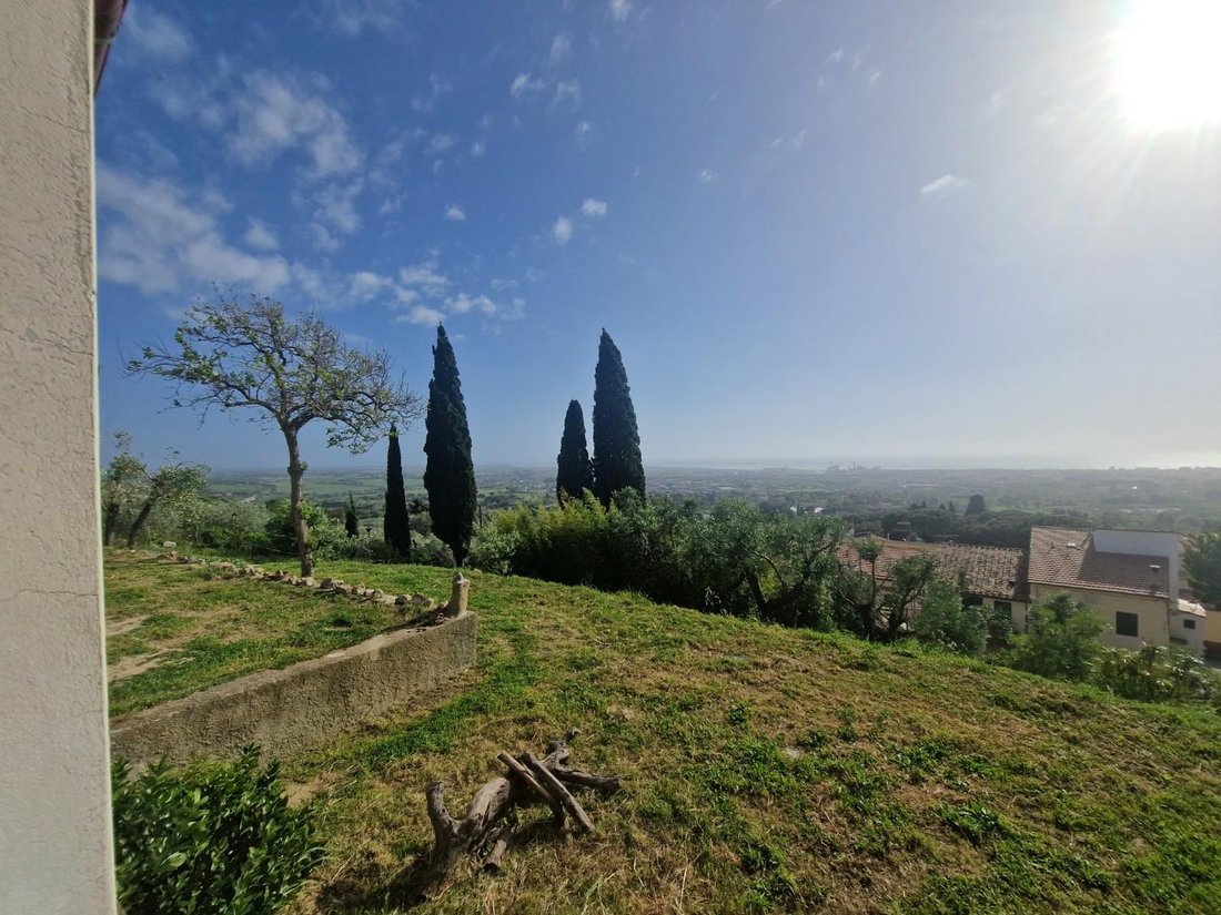 Villa in Rosignano Marittimo, Tuscany, Italy 4 - 14107439