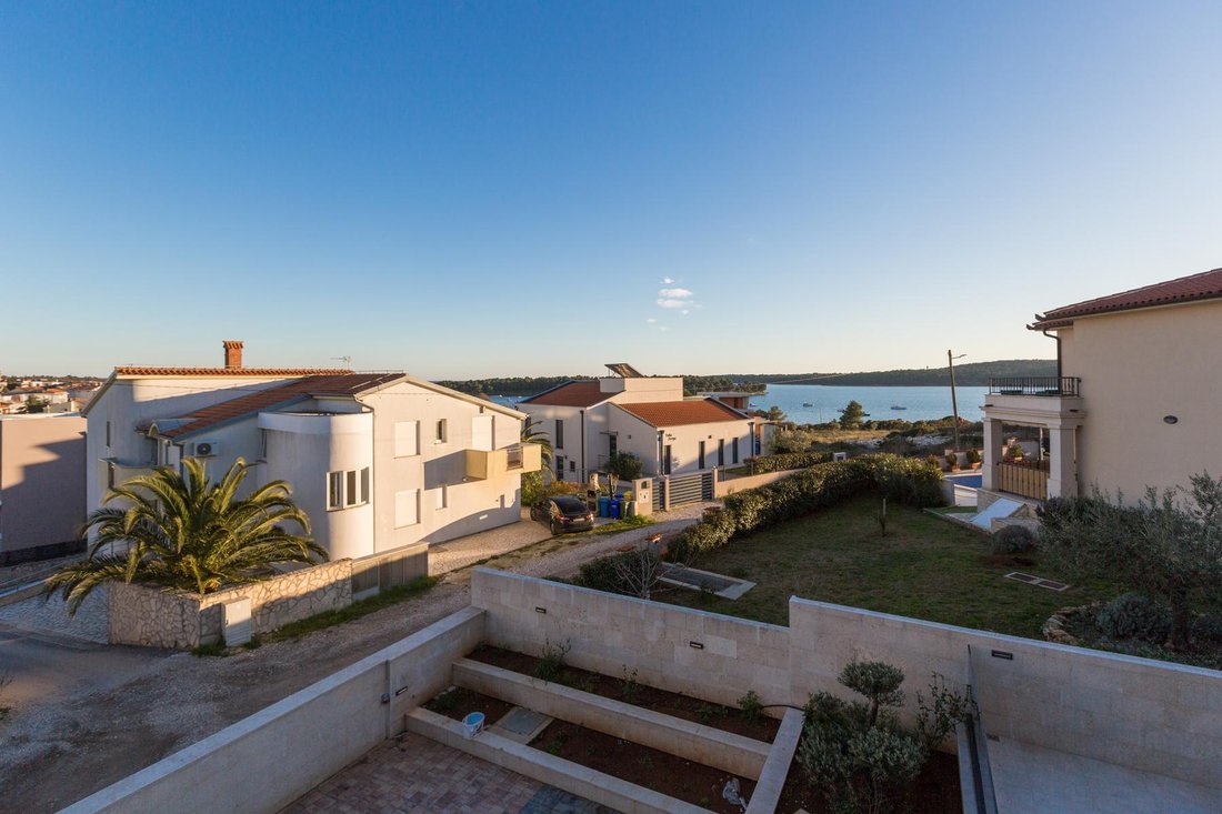 Villa in Medulin, Istria County, Croatia 3 - 14107851