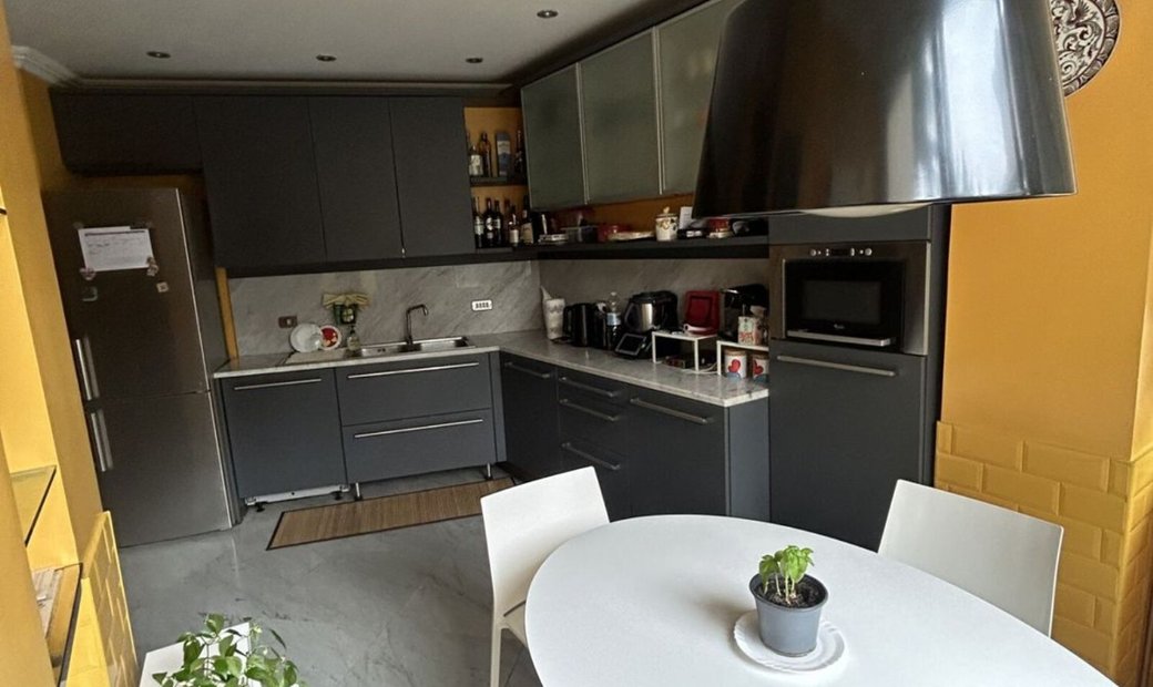 Roma Apartment In Rome, Lazio, Italy For Rent (14106470)