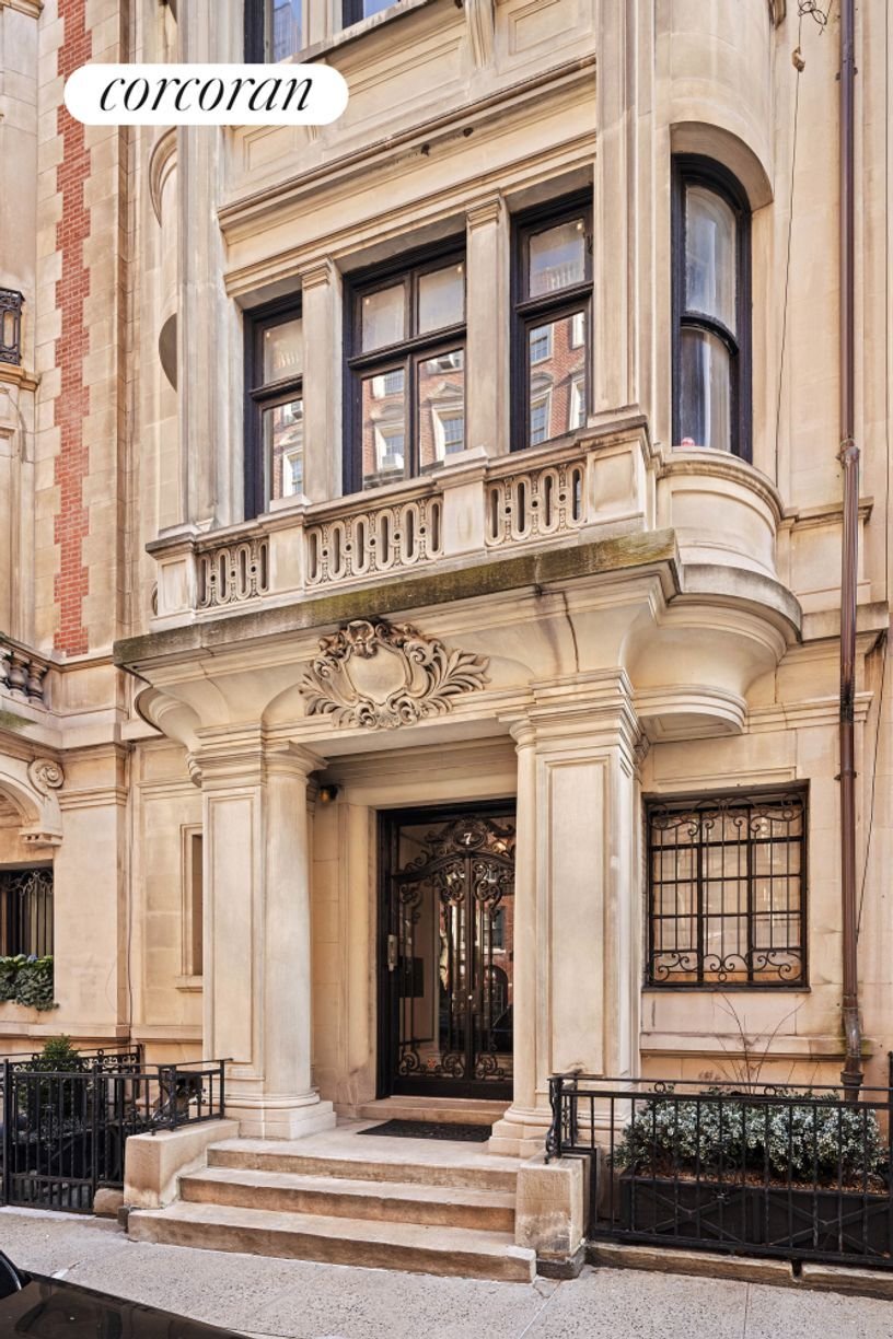 House in New York, New York, United States 4 - 14105414