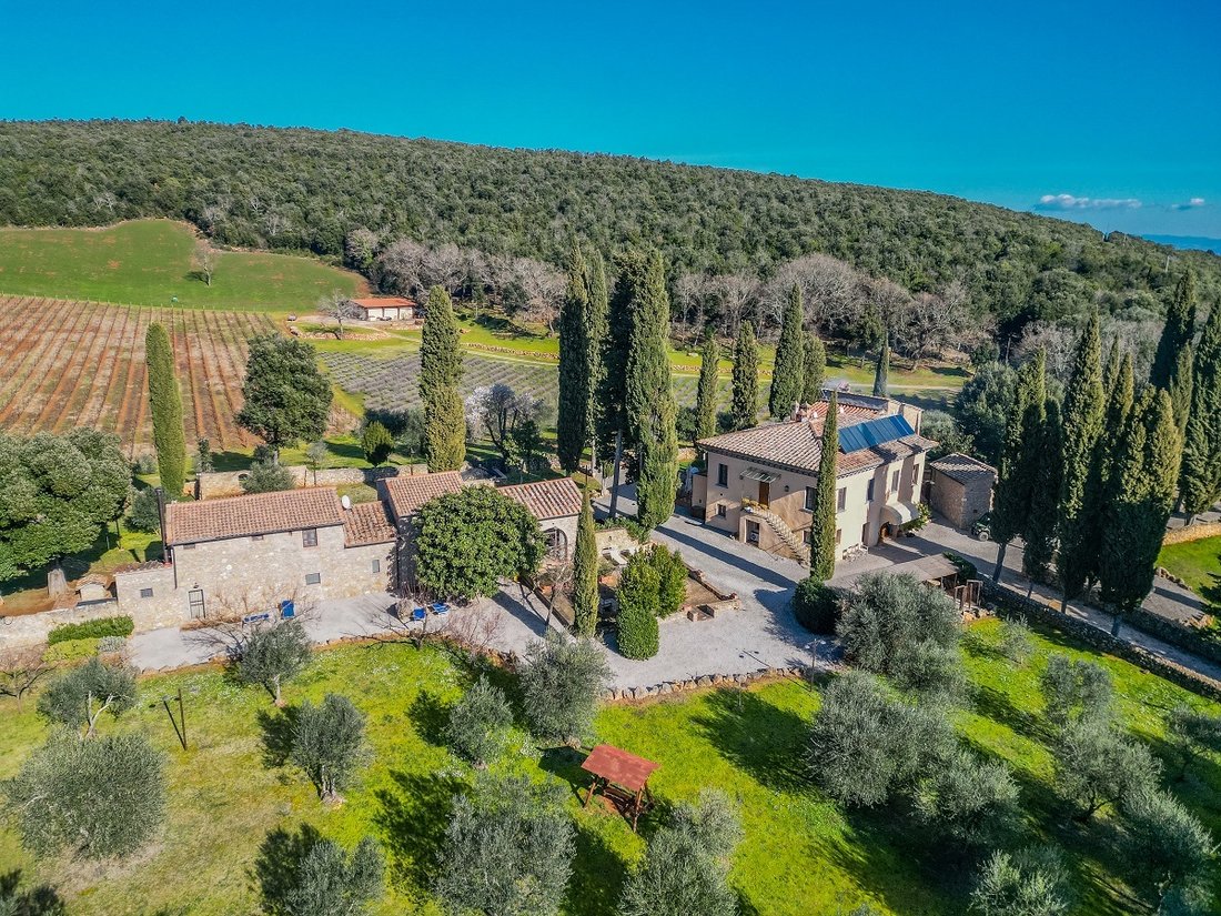 Country House in San Gimignano, Tuscany, Italy 1 - 14119402