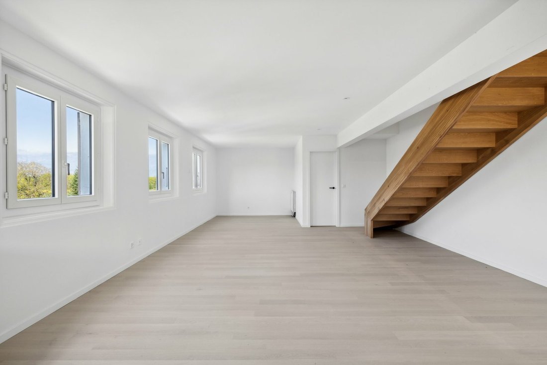 Magnificent Duplex With Breathtaking Views, In Meyrin, Genève, Switzerland For Sale (14119204)