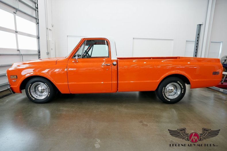 Pickup in Rowley, United States 2 - 14114750