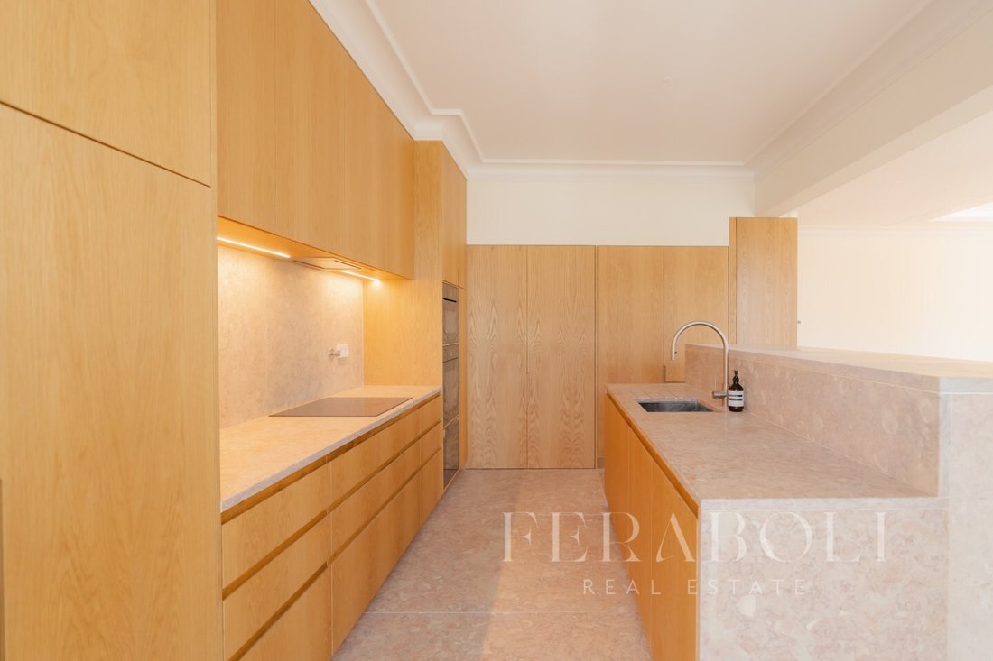 Penthouse in Santo Antonio, Lisbon, Portugal 2 - 14119469