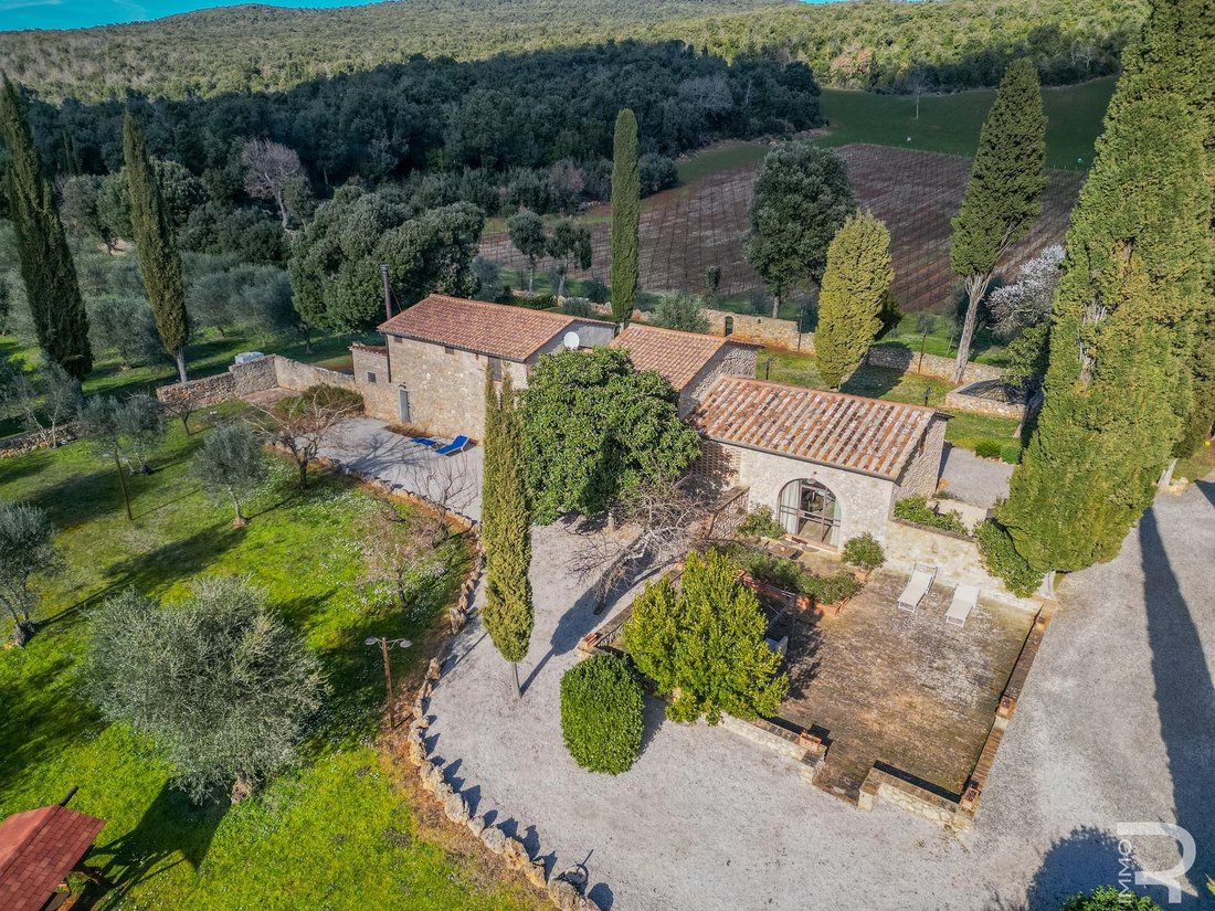 Country House in San Gimignano, Tuscany, Italy 5 - 14119402