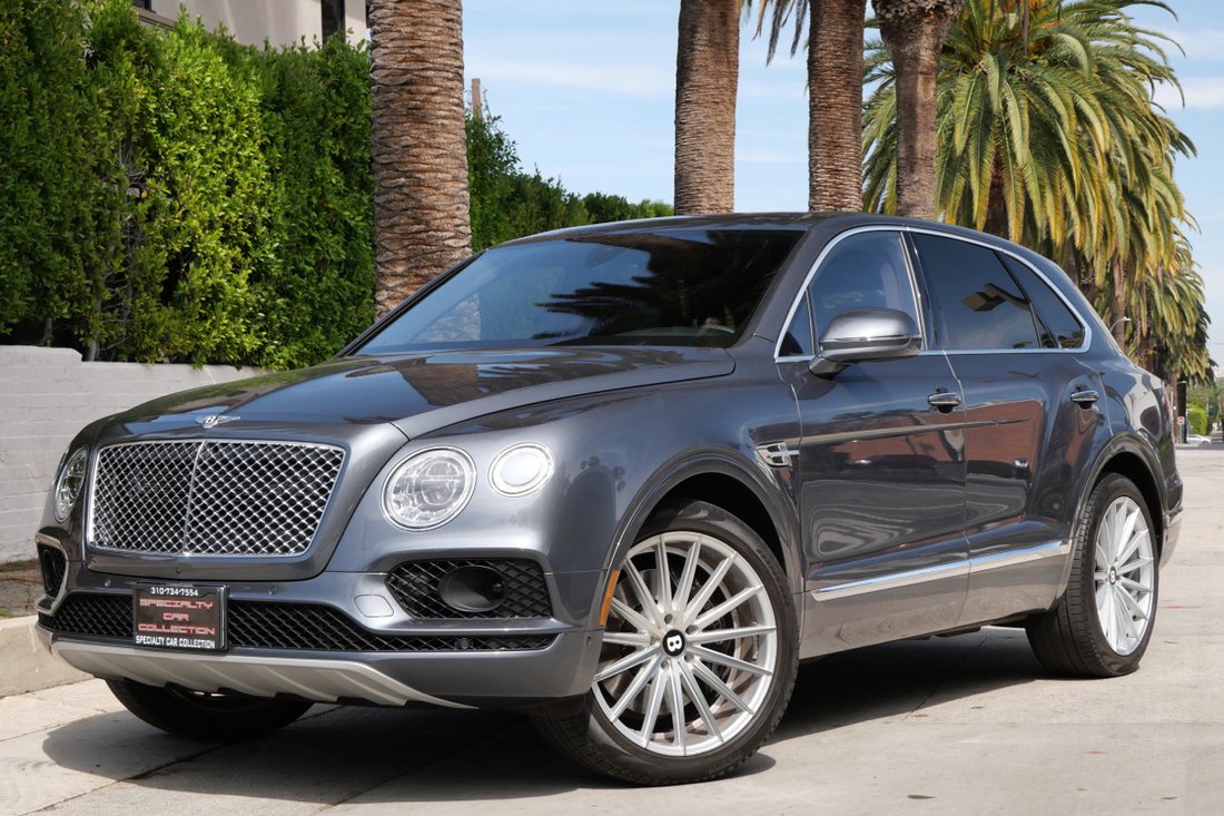 Suv in Los Angeles, California, United States 2 - 14113785