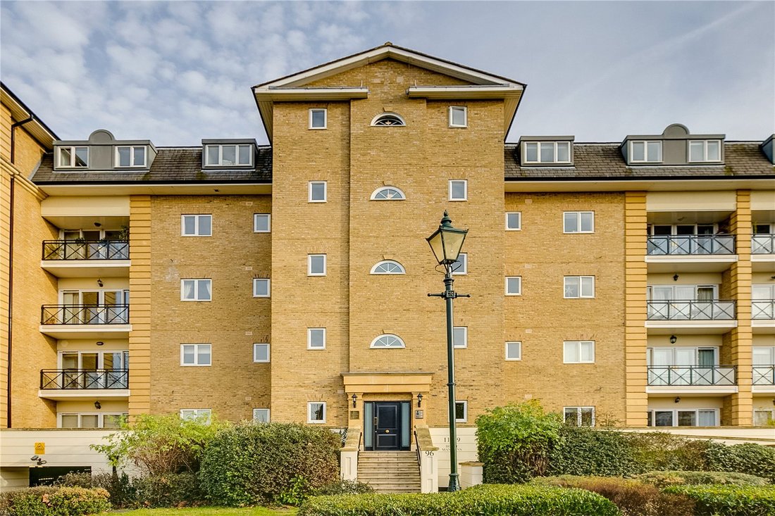 Apartment in Castelnau, Richmond Upon Thames, England 2 - 14116264