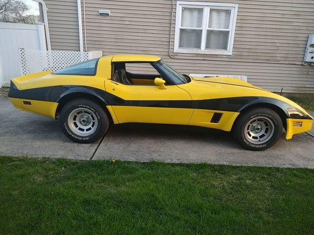Chevrolet Corvette in Calverton, United States 3 - 14116905