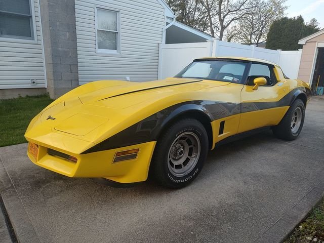 Chevrolet Corvette in Calverton, United States 1 - 14116905