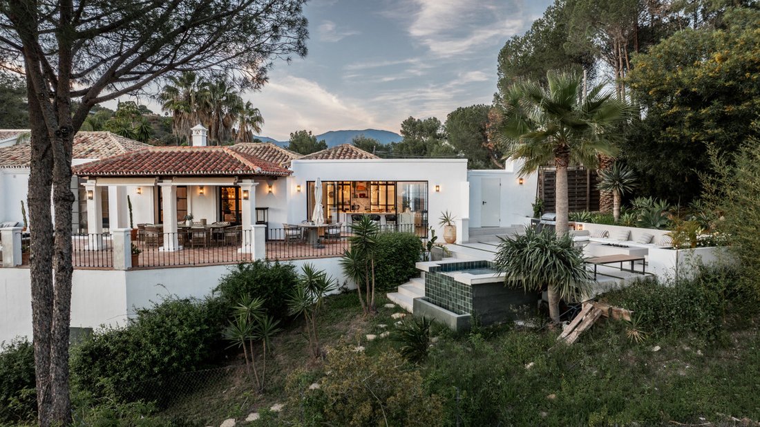 Villa in El Madroñal, Benahavis, Spain 3 - 14117797