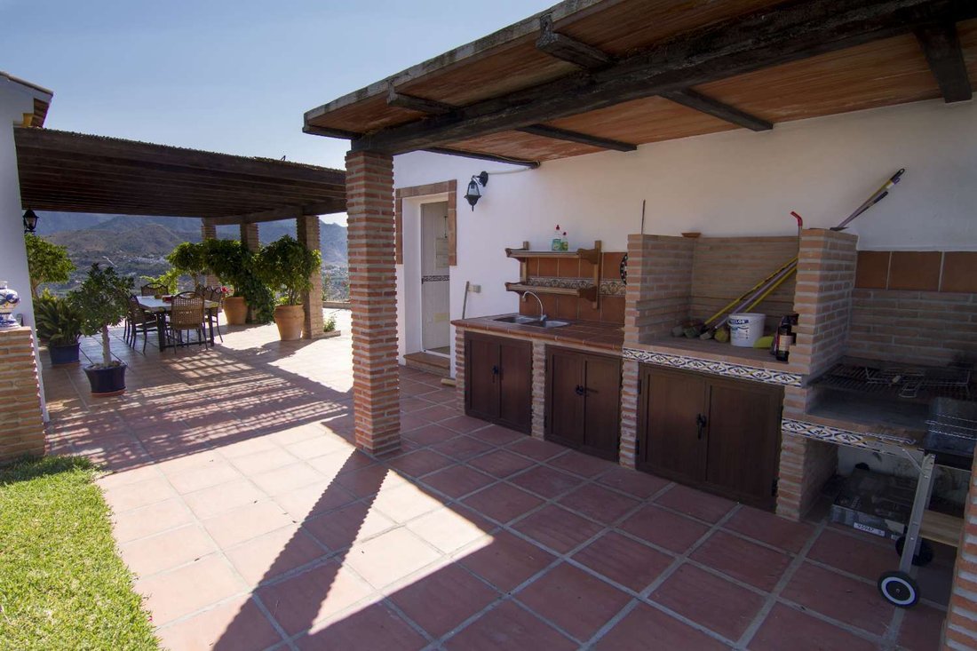 Villa in Torrox, Andalusia, Spain 4 - 14114077