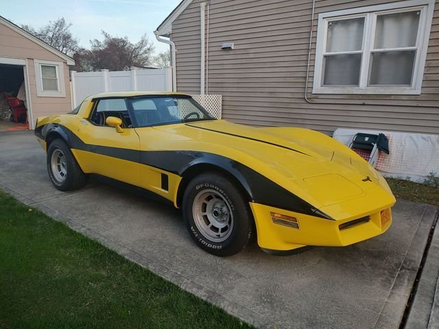 Chevrolet Corvette in Calverton, United States 2 - 14116905