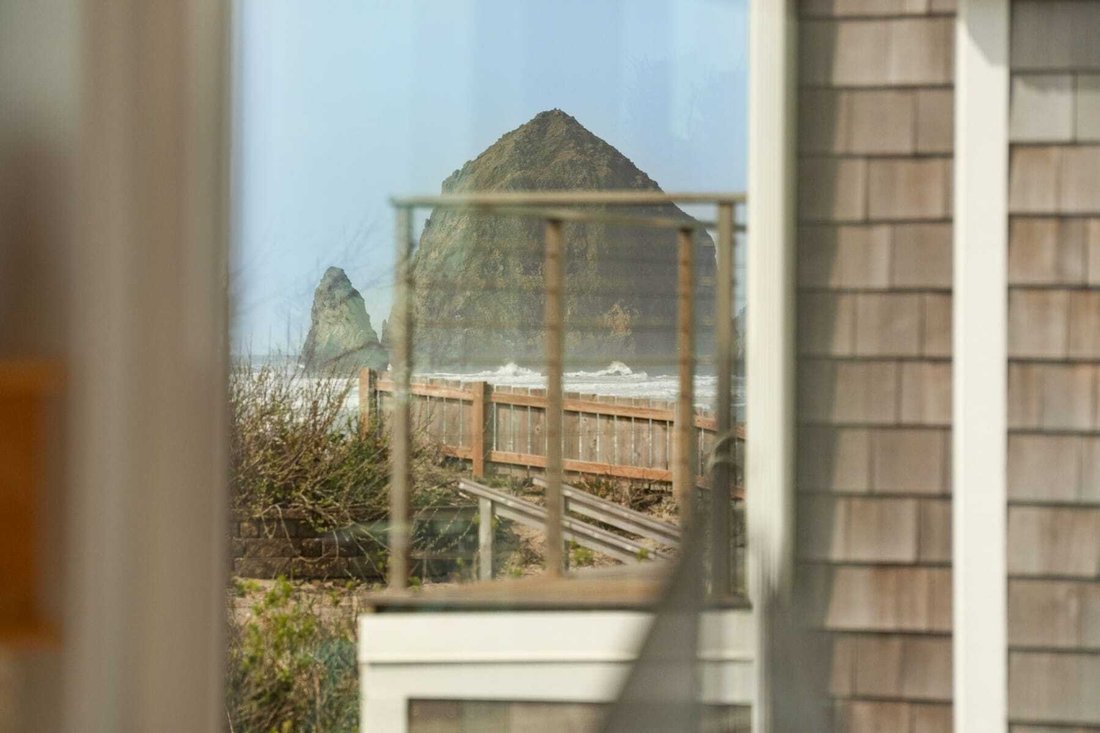 House in Cannon Beach, Oregon, United States 2 - 14113760