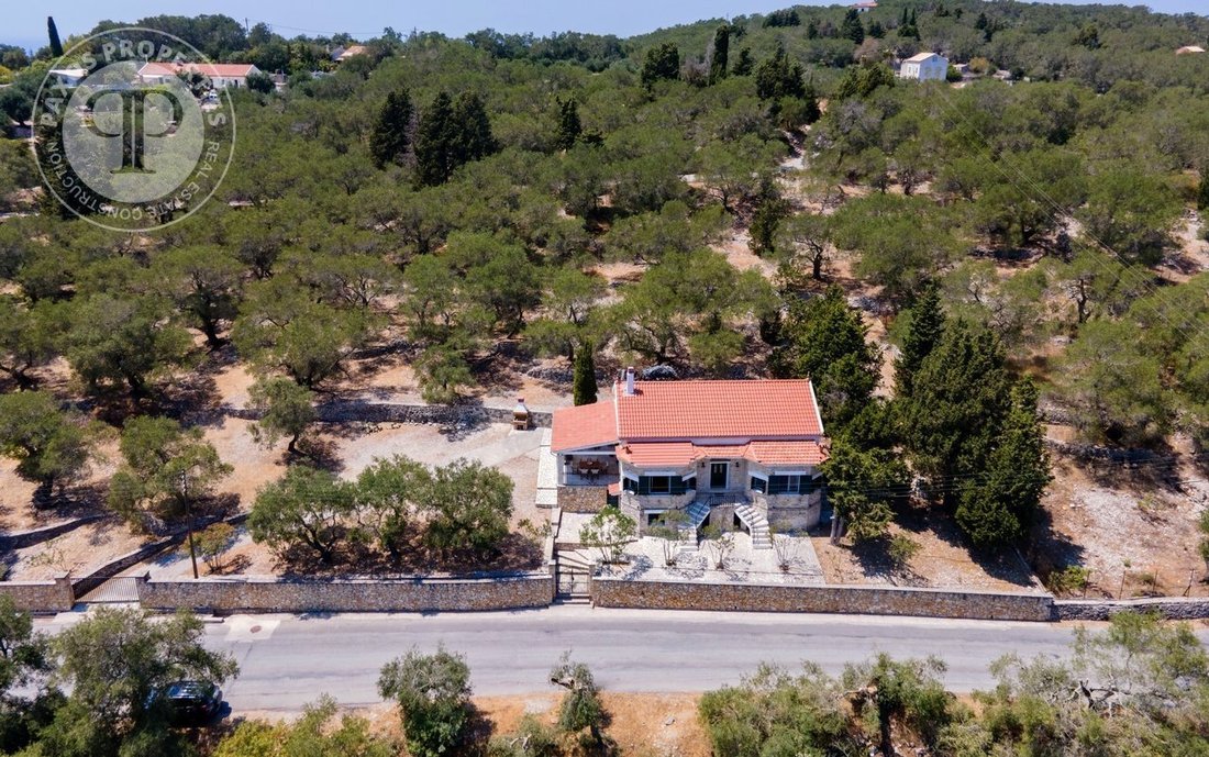 Villa in Paxi, Peloponnese, Western Greece and the Ionian, Greece 5 - 14114807