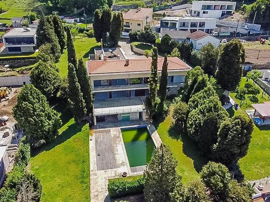 Villa in Prazins (Santa Eufemia), Braga, Portugal 1 - 14113596