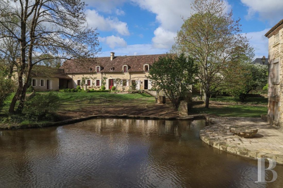 House in Poitiers, Nouvelle-Aquitaine, France 2 - 14114342