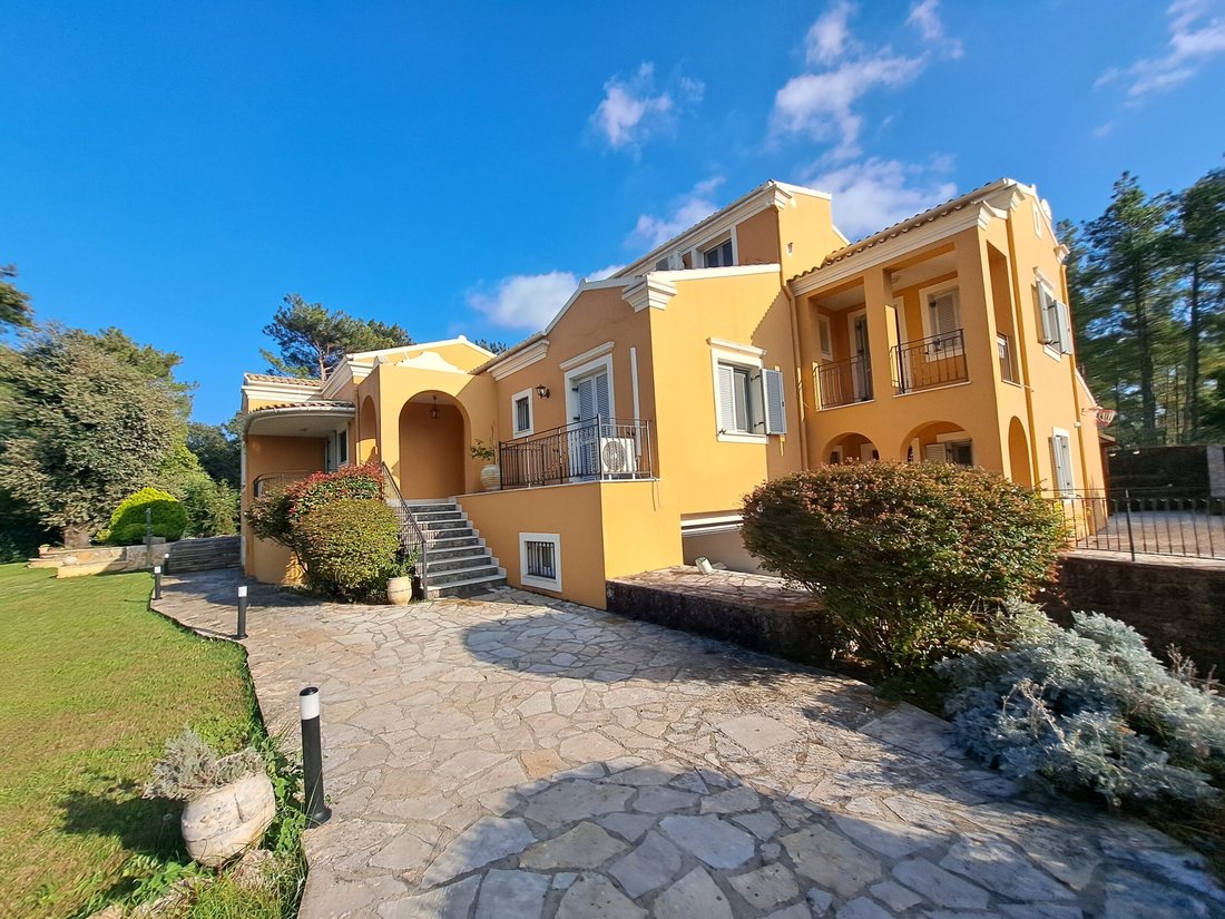Villa in Corfu, Peloponnese, Western Greece and the Ionian, Greece 1 - 14128911